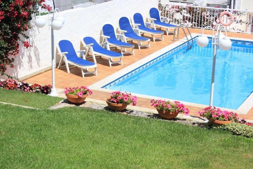 Apartamentos Maritimo Suites-Solo Adultos او غروف المظهر الخارجي الصورة