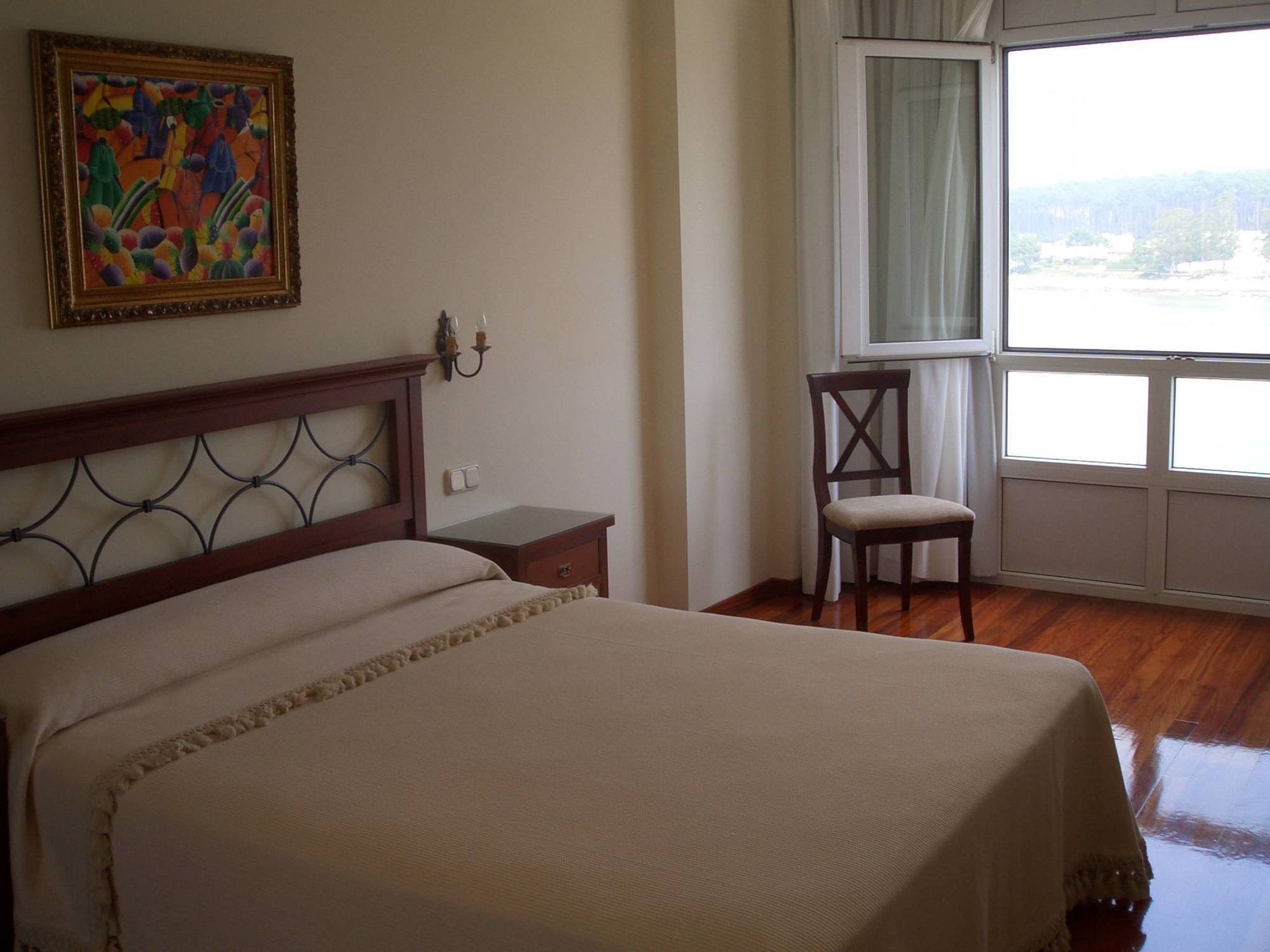 Apartamentos Maritimo Suites-Solo Adultos او غروف الغرفة الصورة